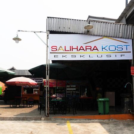 Salihara Kost Hotell Jakarta Exteriör bild