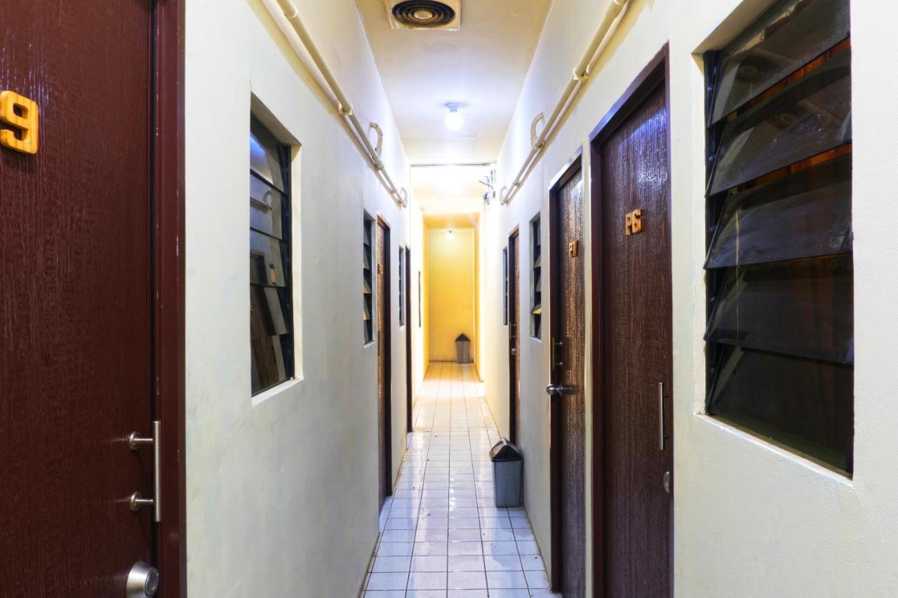 Salihara Kost Hotell Jakarta Exteriör bild