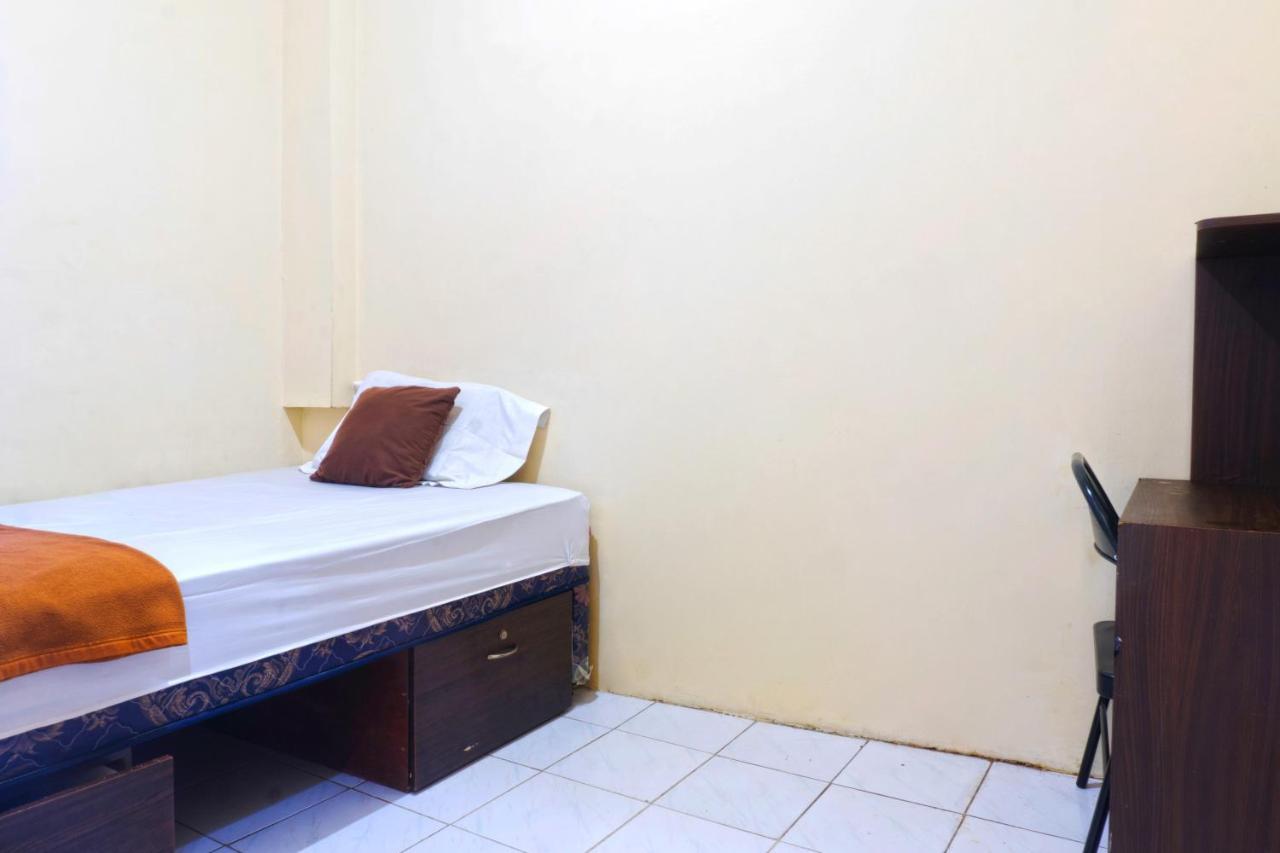 Salihara Kost Hotell Jakarta Exteriör bild
